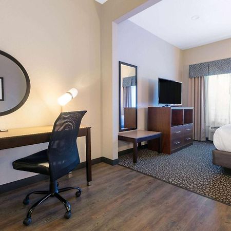 Wingate By Wyndham - Dfw North Hotel Irving Exterior foto