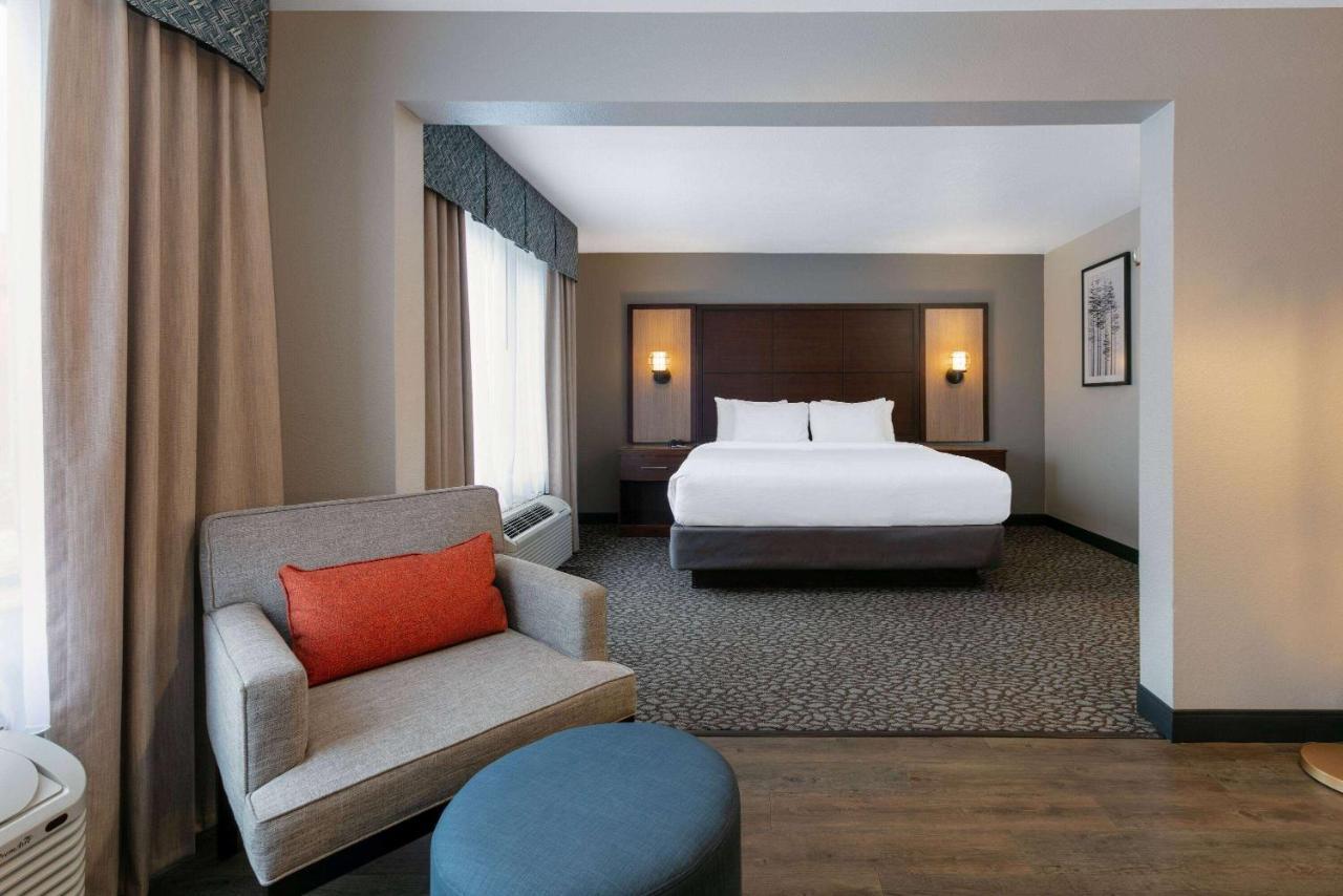 Wingate By Wyndham - Dfw North Hotel Irving Exterior foto